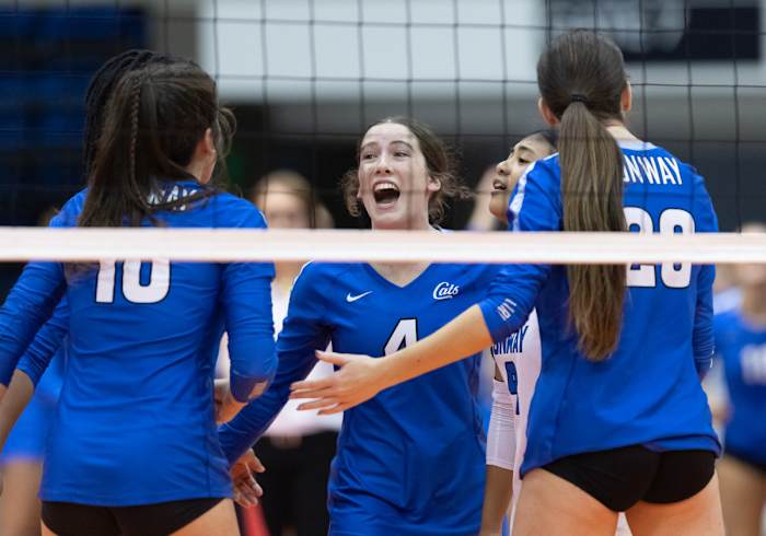 Fayetteville-Conway Volleyball Final__00038